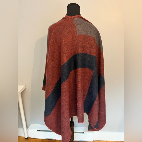 Reversible open shawl O/S by BB Dakota - Picture 3 of 4